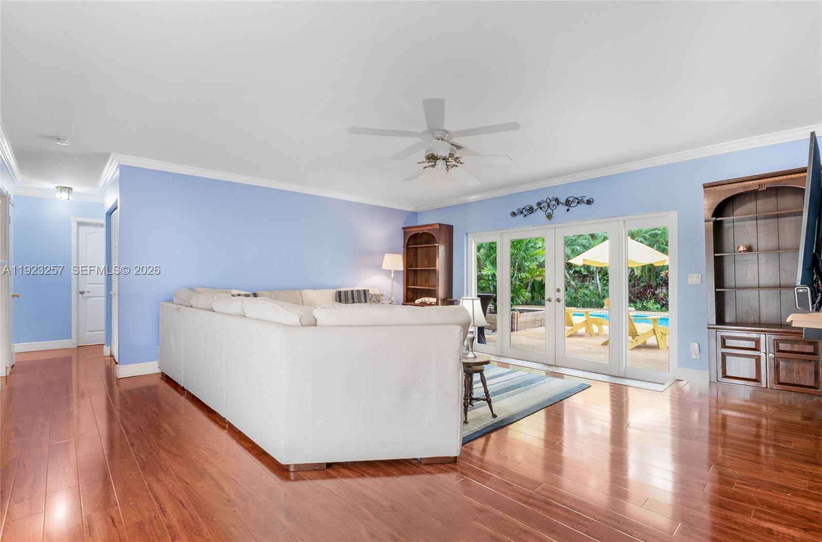 CORAL REEF ESTATES - Residential