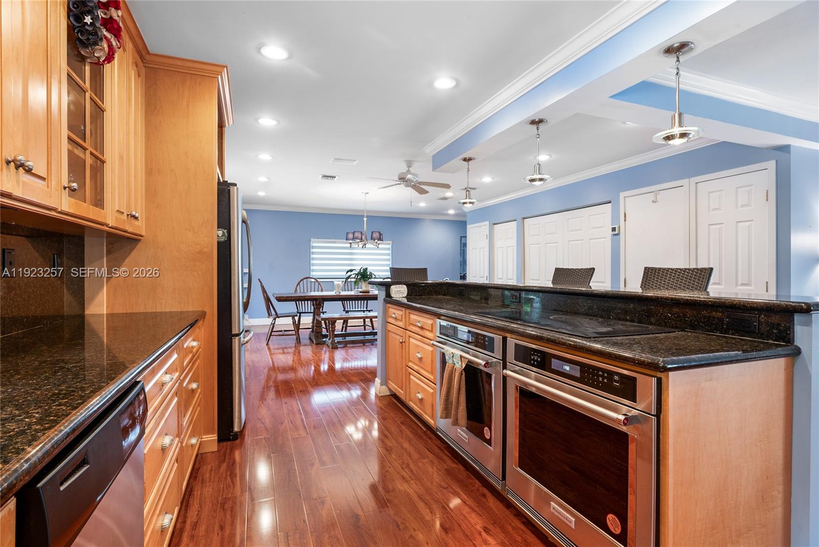 CORAL REEF ESTATES - Residential