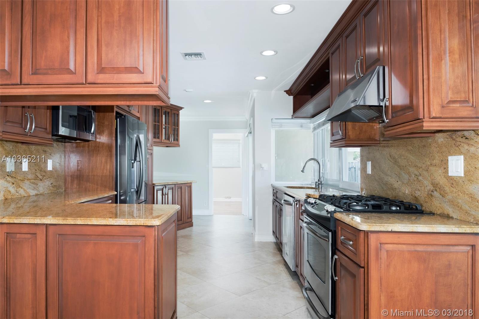 HIGHLAND LAKES SEC 3 - Residential