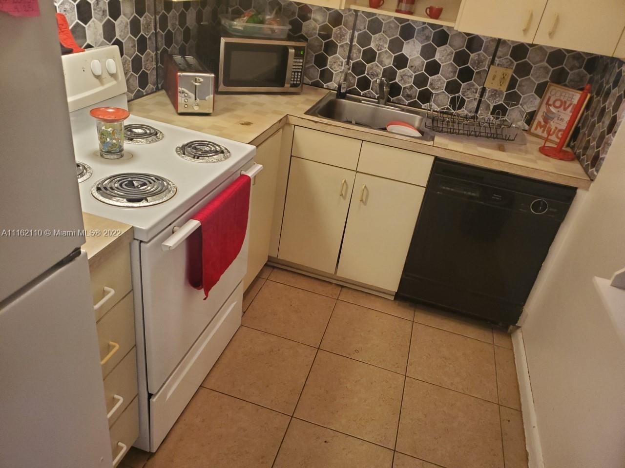 SUNRISE NO 1 CONDO - Residential