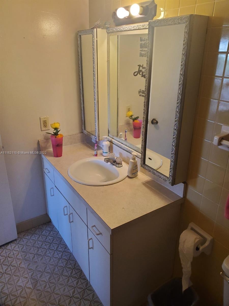 SUNRISE NO 1 CONDO - Residential