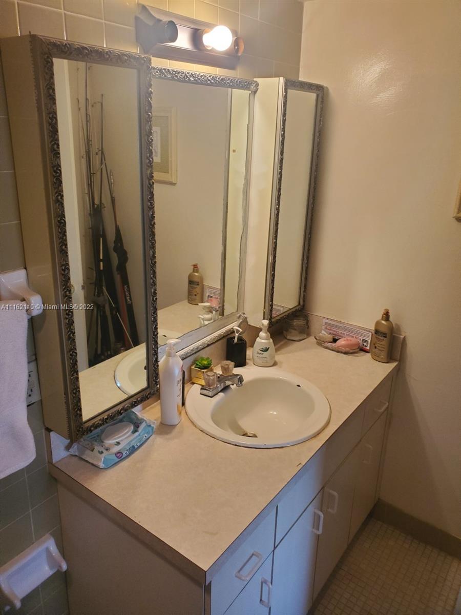 SUNRISE NO 1 CONDO - Residential