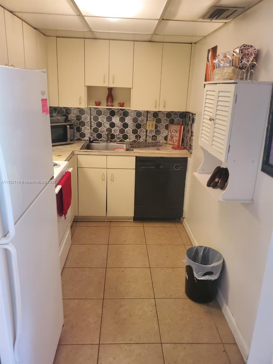 SUNRISE NO 1 CONDO - Residential