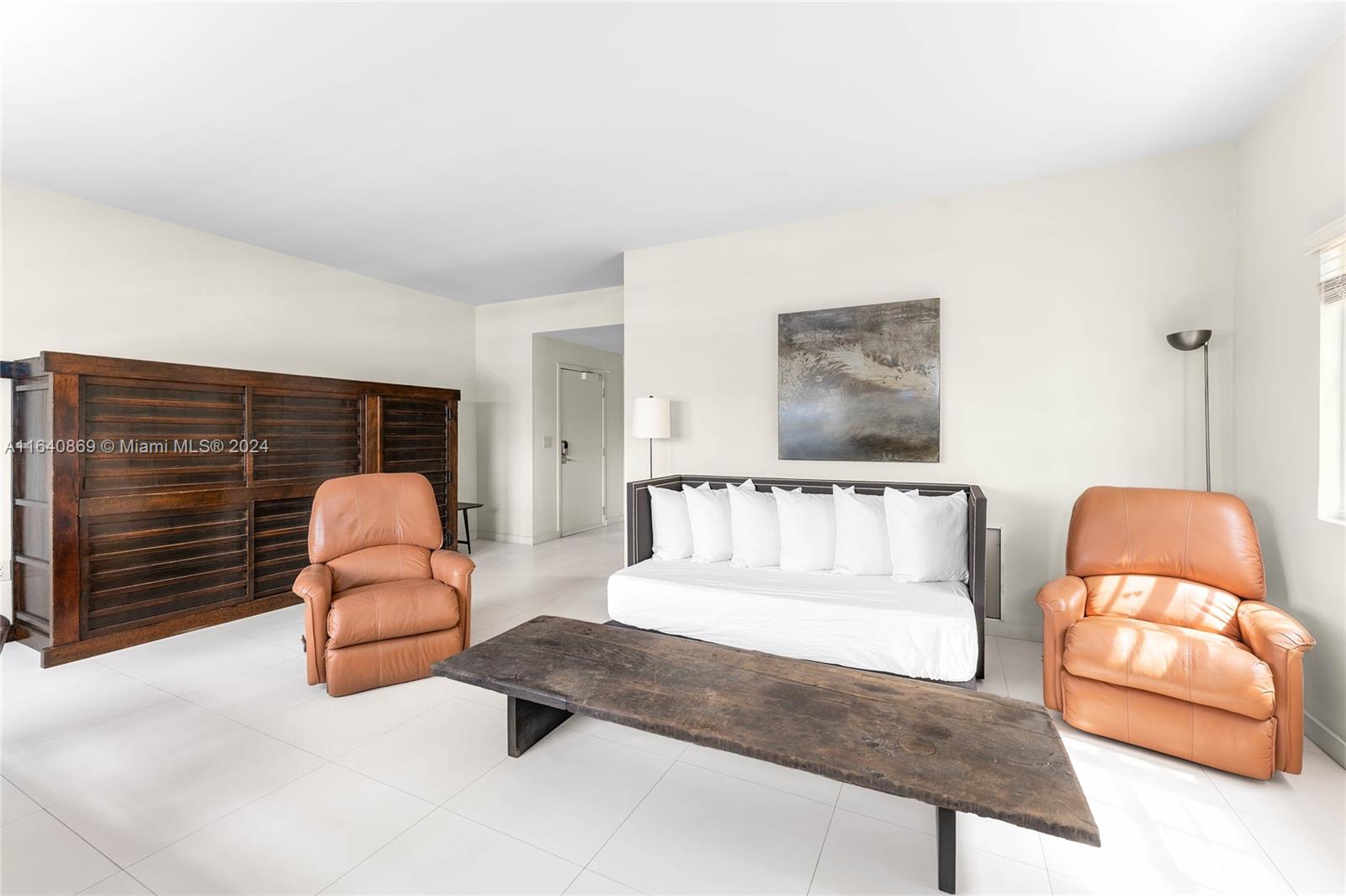 40201 Fisher Island Dr 40201