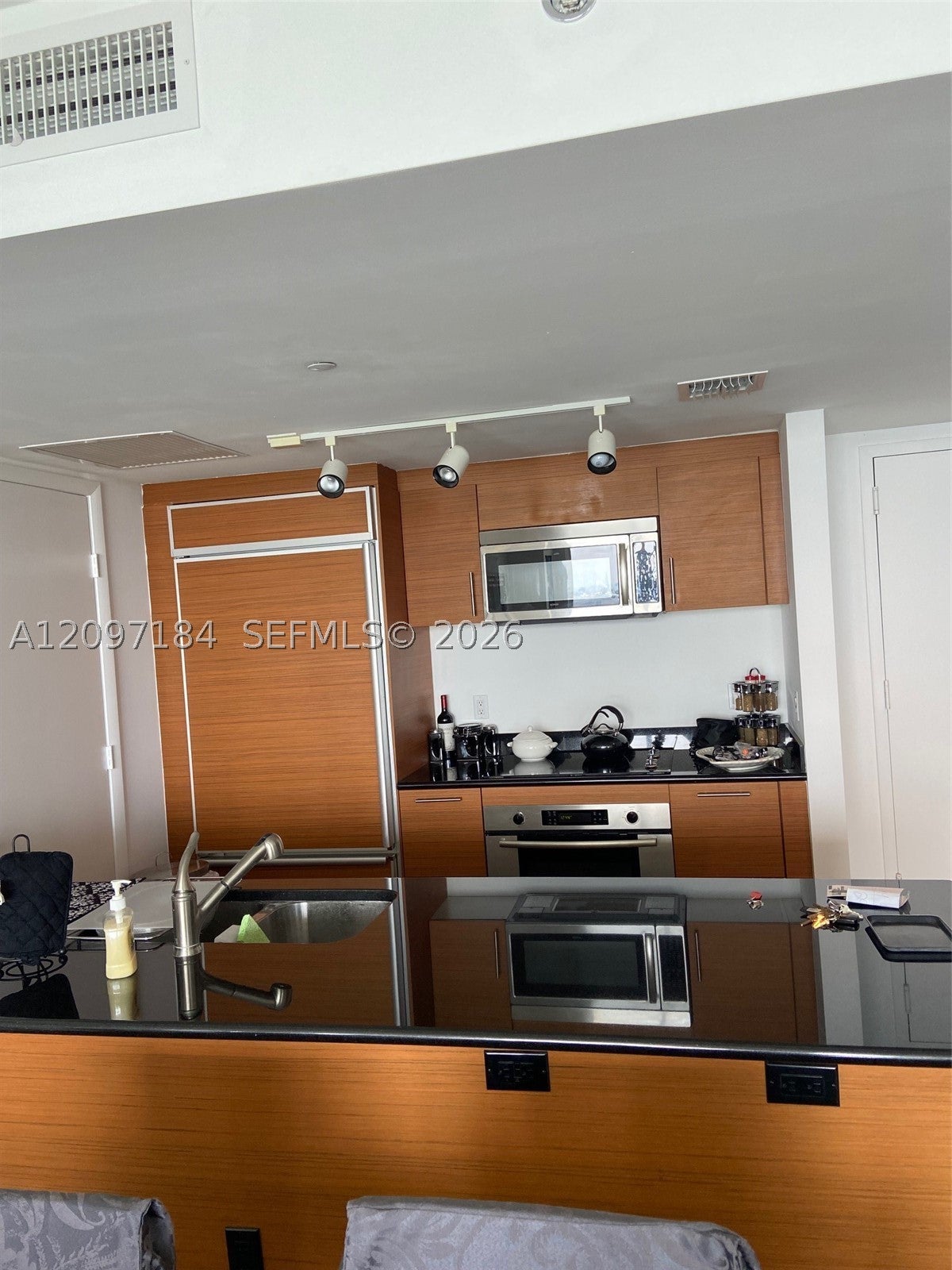 50 Biscayne Blvd 2906