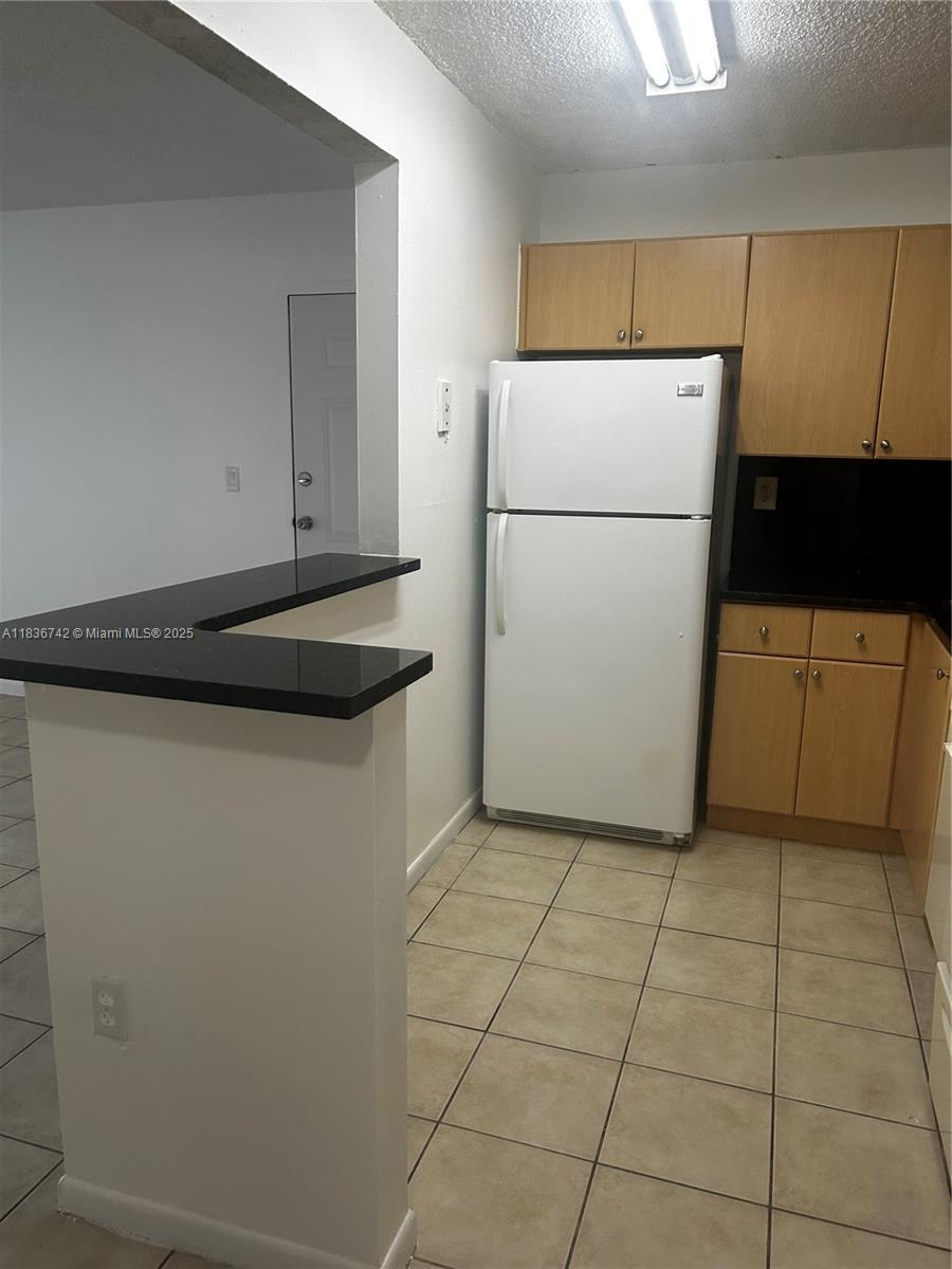 7110 NW 179th St 110, Hialeah, FL, 33015/$230,000 1 7110 NW 179th St 110