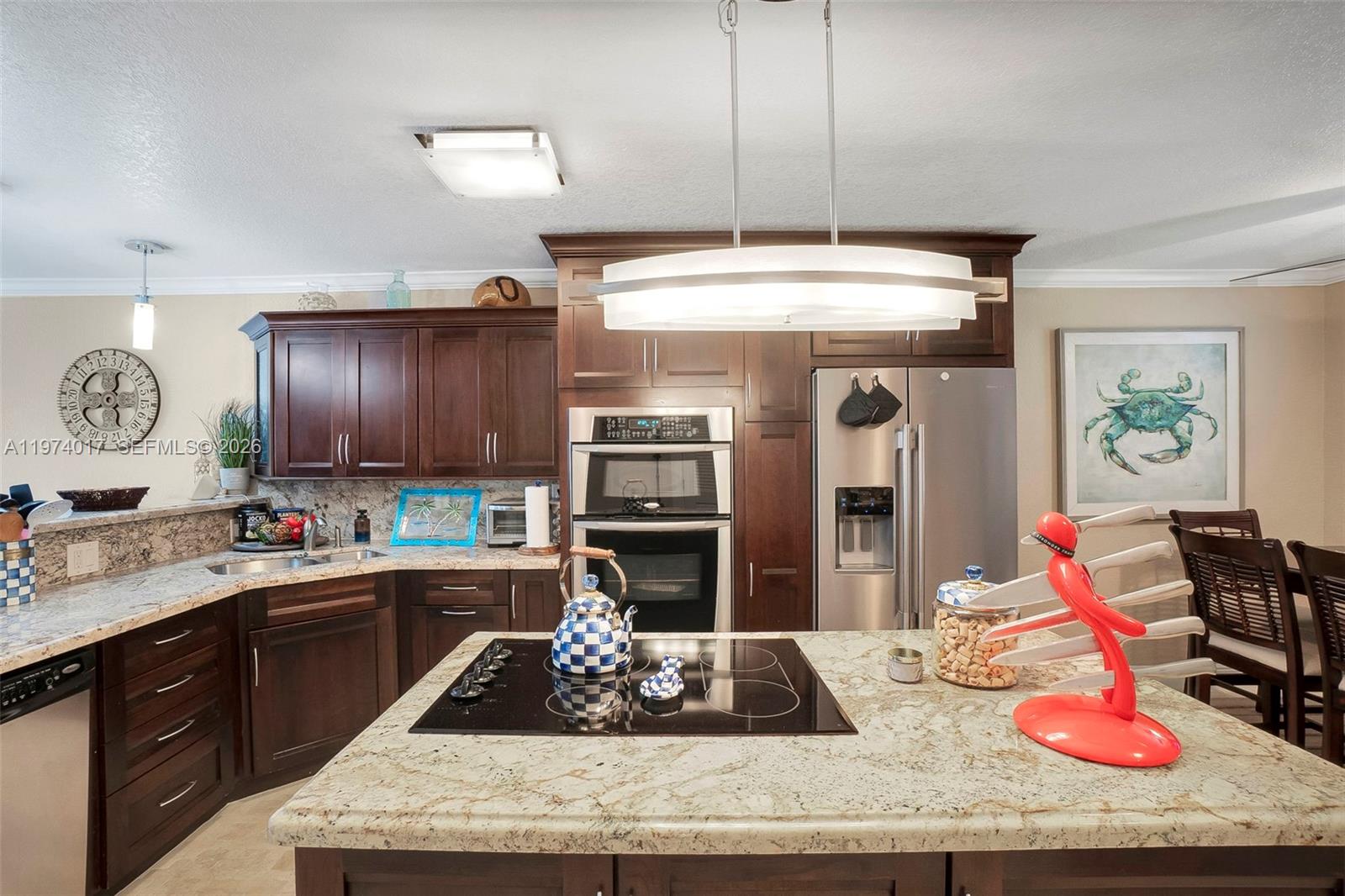 ISLAND CLUB ONE CONDO - Residential