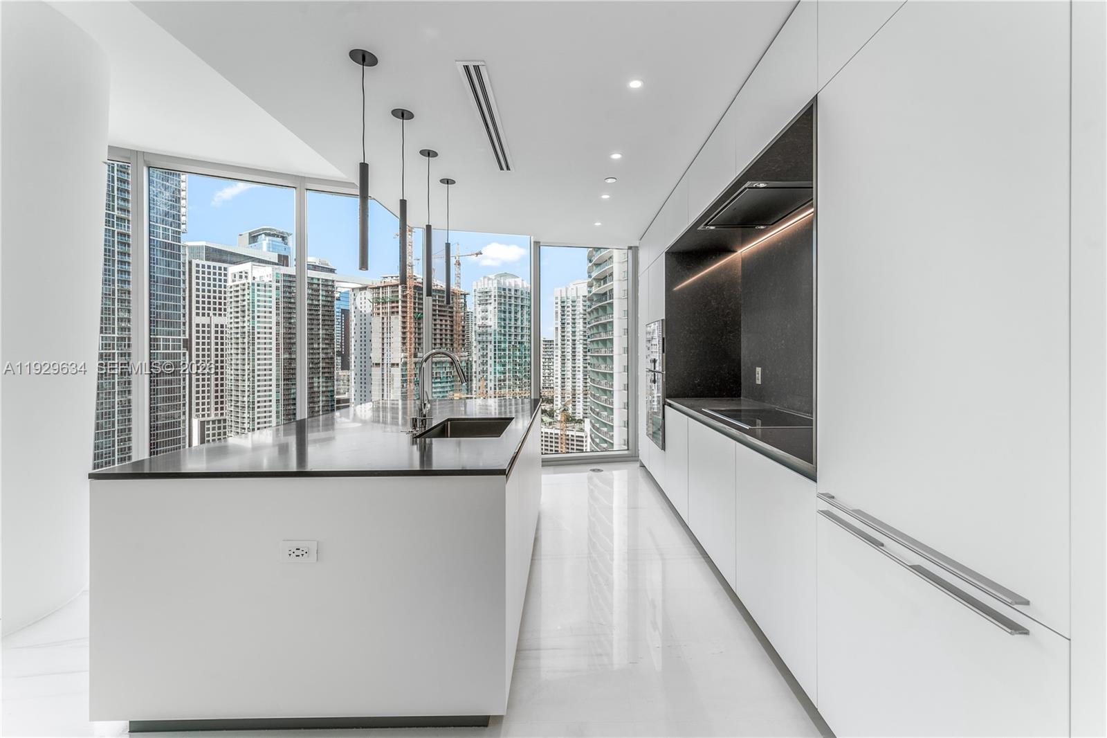 300 Biscayne Blvd Way 2507