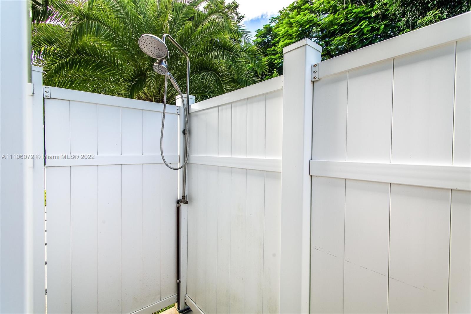 ROCKDALE ESTATES - Residential