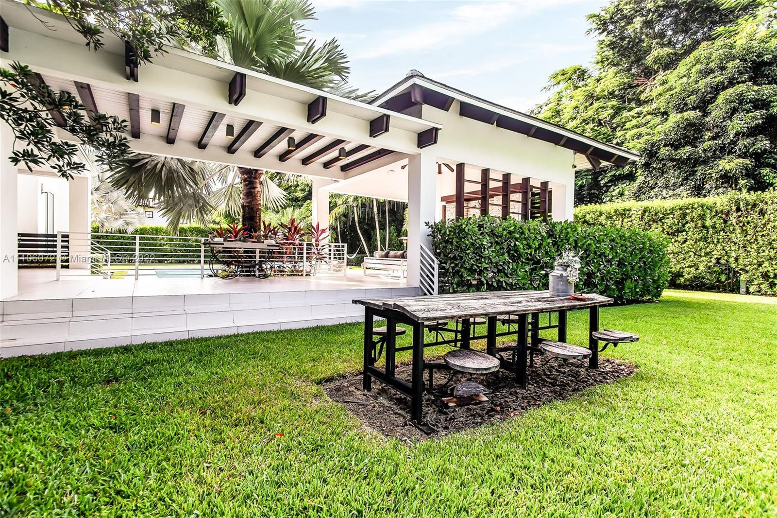 ROCKDALE ESTATES - Residential