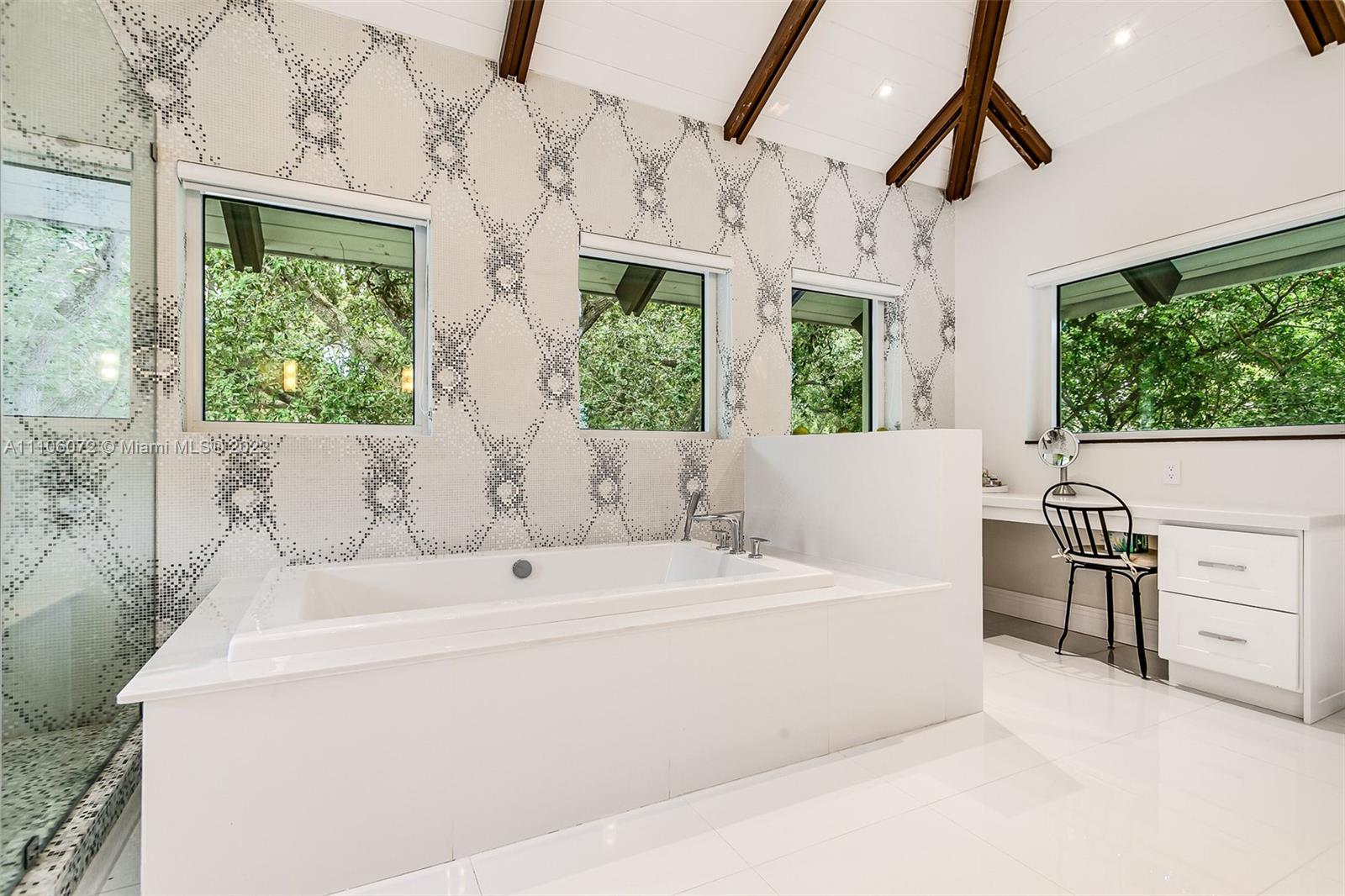 ROCKDALE ESTATES - Residential