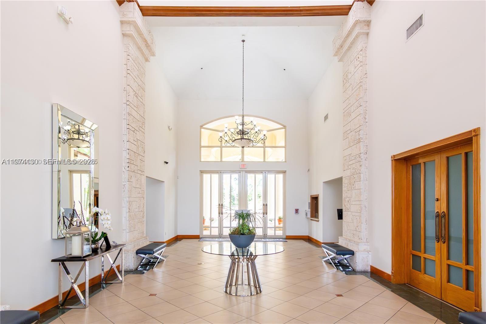 DORAL HOUSE CONDO NO 3 - Residential