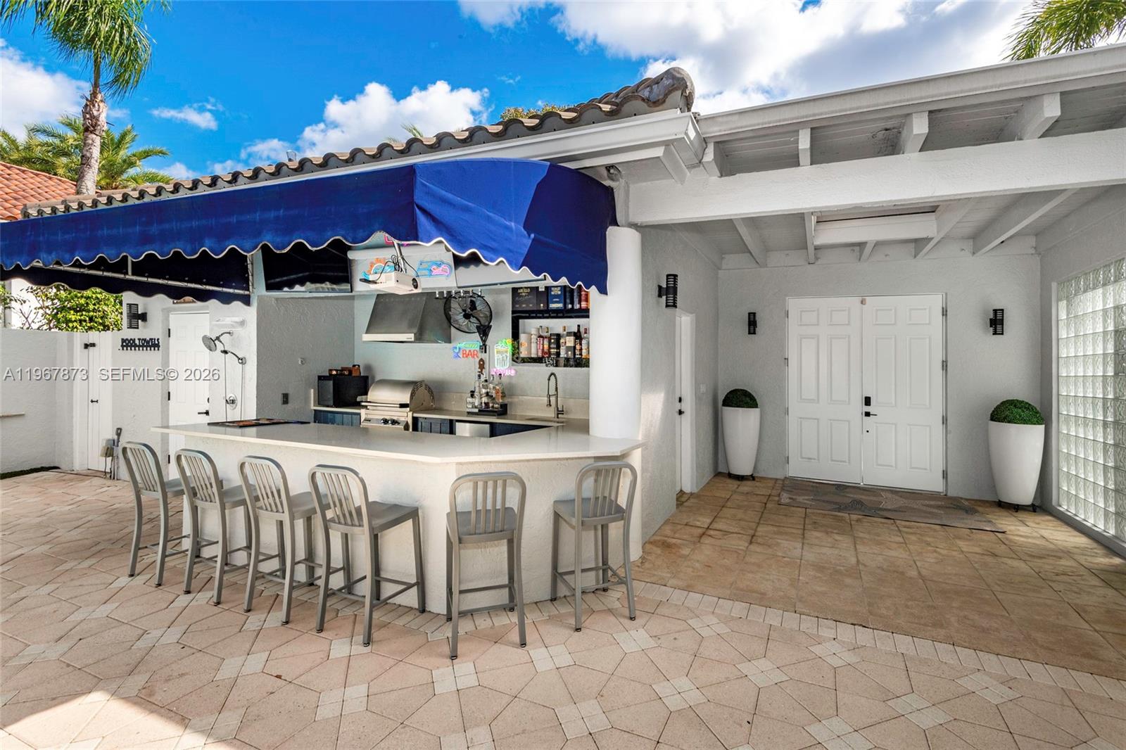 HOLLYWOOD LAKES COUNTRY C - Residential