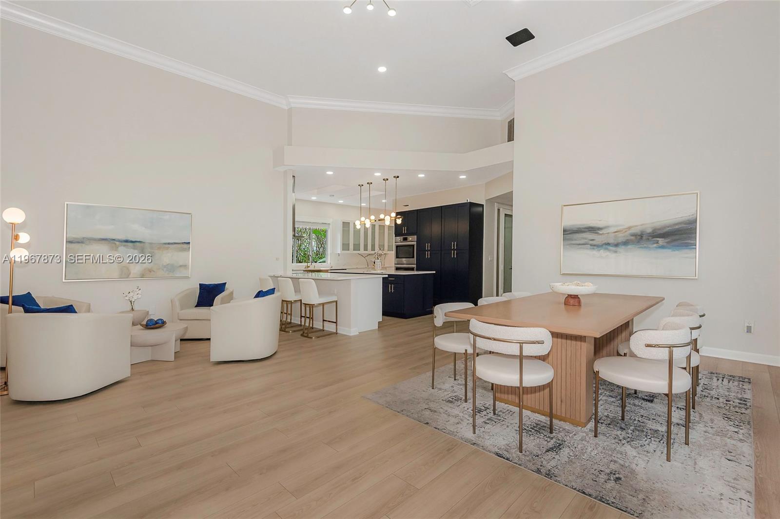 HOLLYWOOD LAKES COUNTRY C - Residential