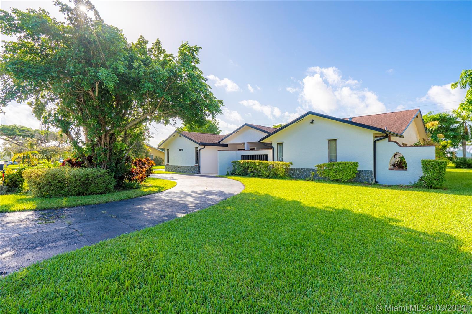 BRIAR BAY URBAN PARK SEC - Residential