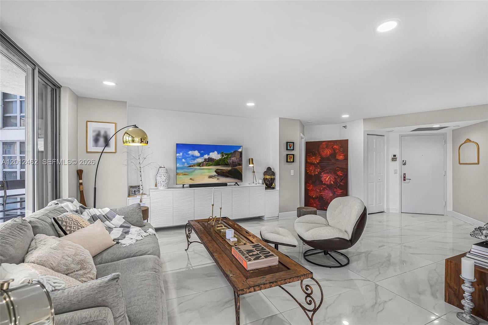 3500 Mystic Pointe Dr 604