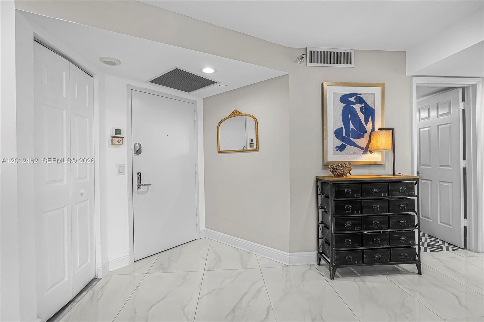 3500 Mystic Pointe Dr 604