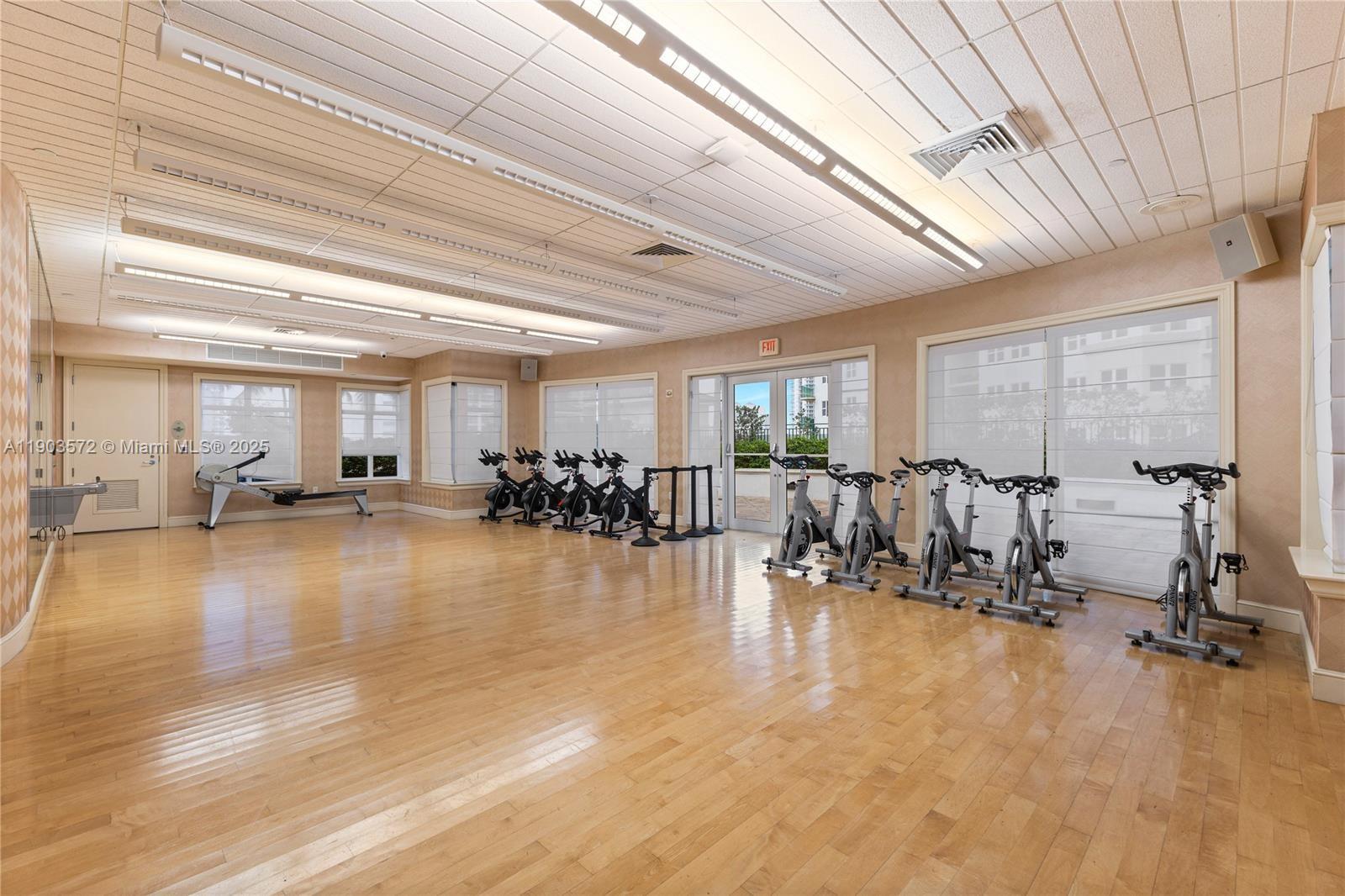 TURNBERRY VILLAGE SO TOWE - Residential