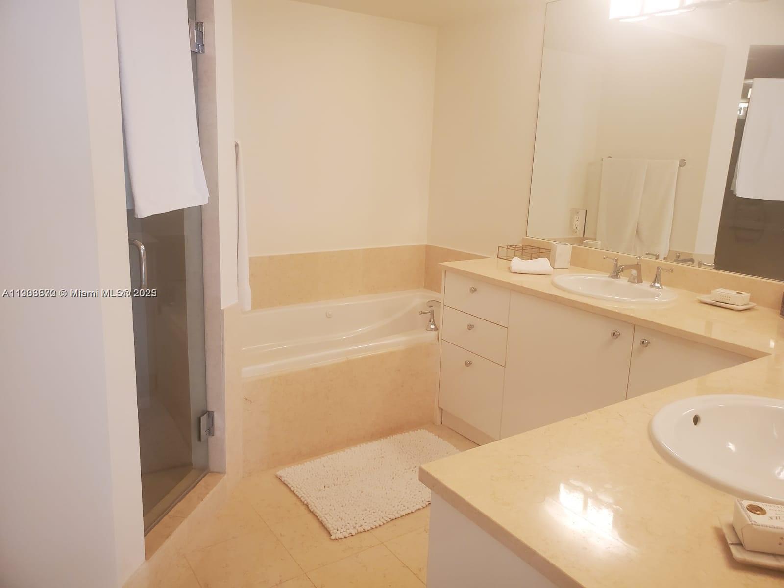 TURNBERRY VILLAGE SO TOWE - Residential