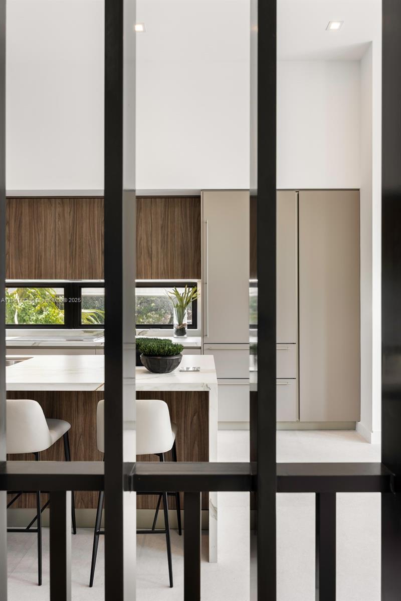 THE ROADS TOWNHOUSE - Residential