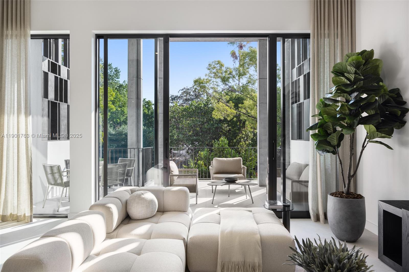THE ROADS TOWNHOUSE - Residential