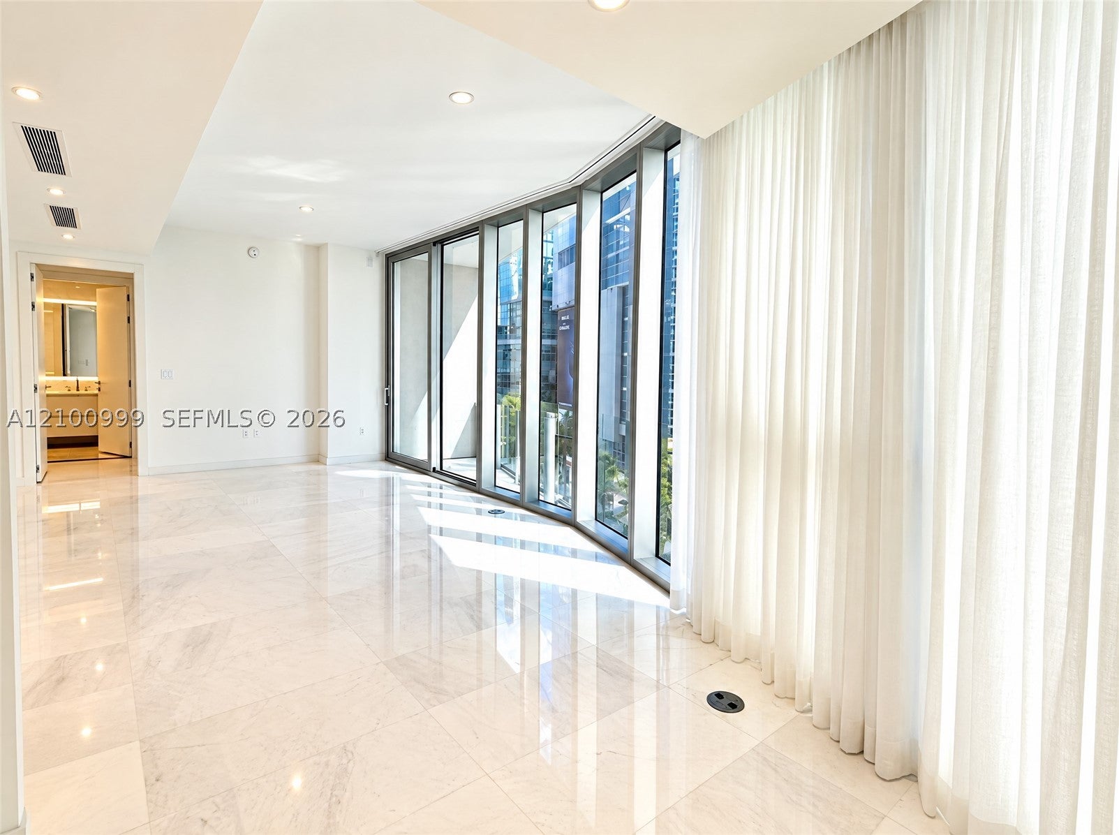 300 Biscayne Boulevard Way 506E