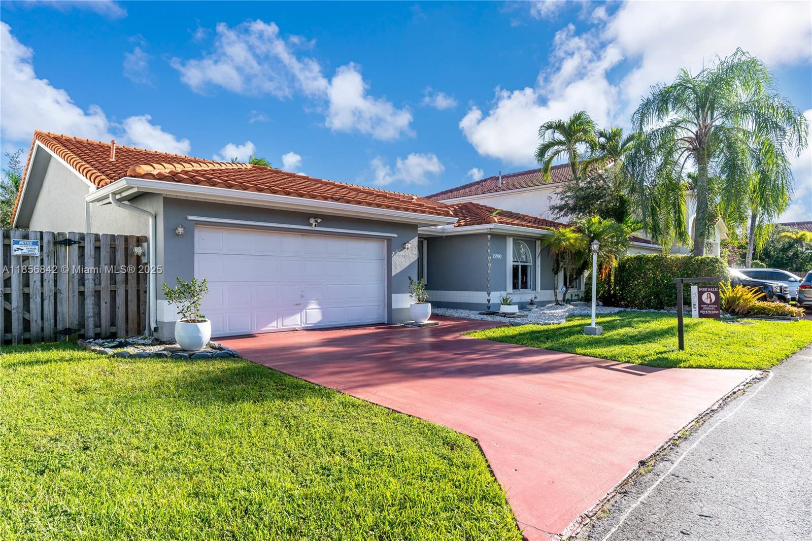 15990 SW 110th St