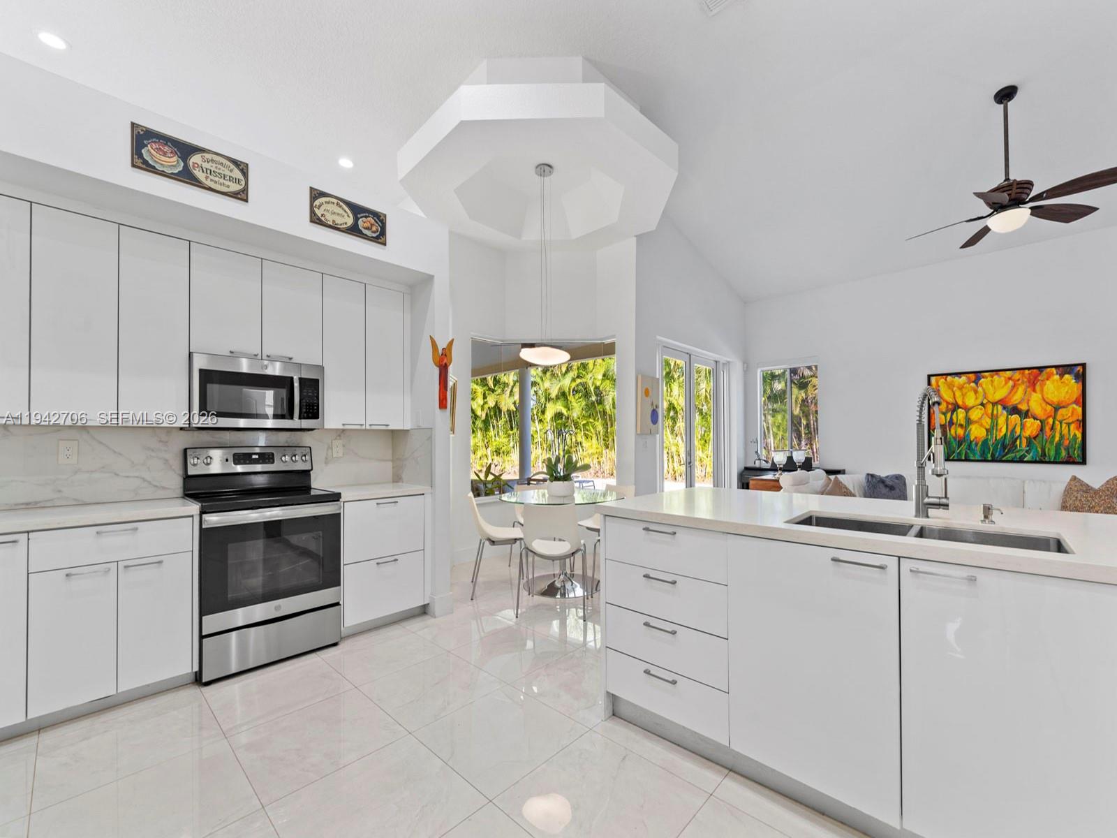 THE LANDINGS SEC 2 - Residential