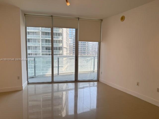 ICONBRICKELL CONDO NO 1 - Residential Lease