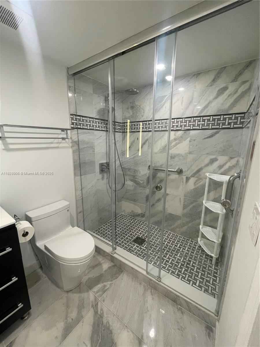 POINCIANA IS YT & RCQ CLU - Residential