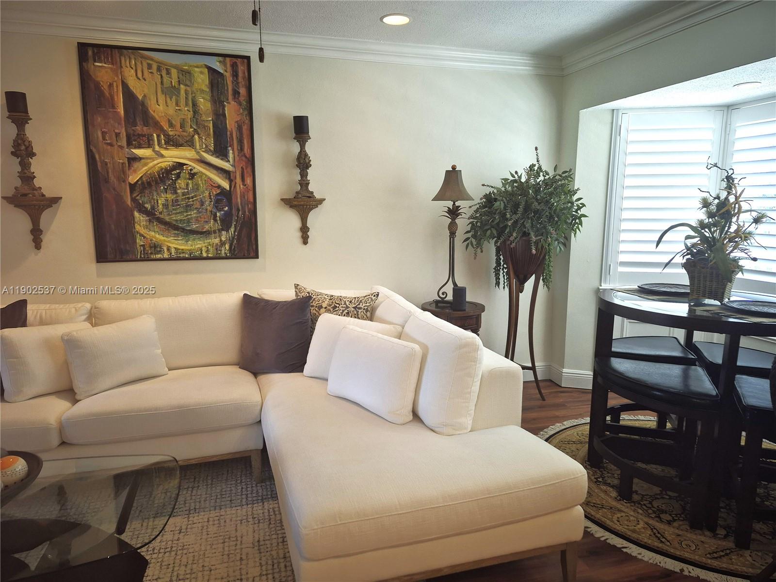 BURTON POINT - Residential