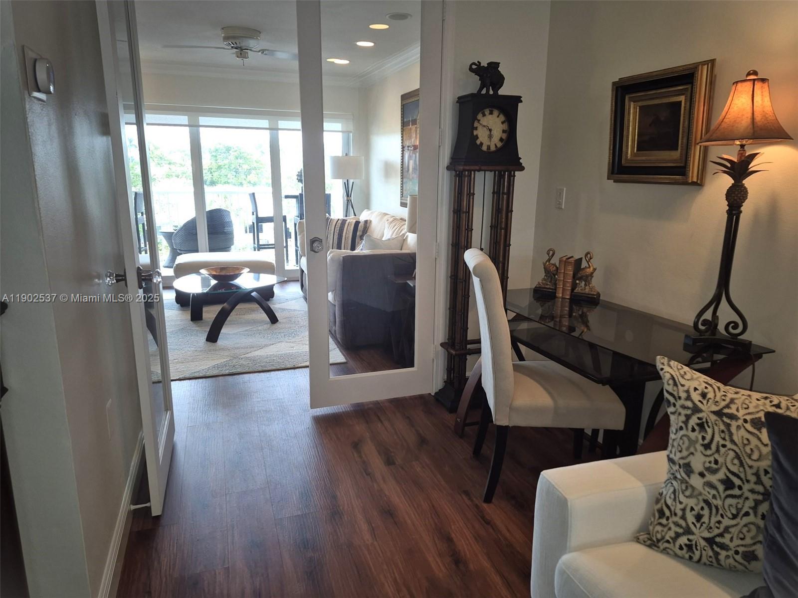 BURTON POINT - Residential