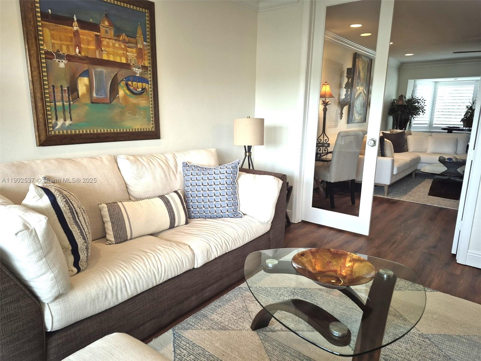 BURTON POINT - Residential