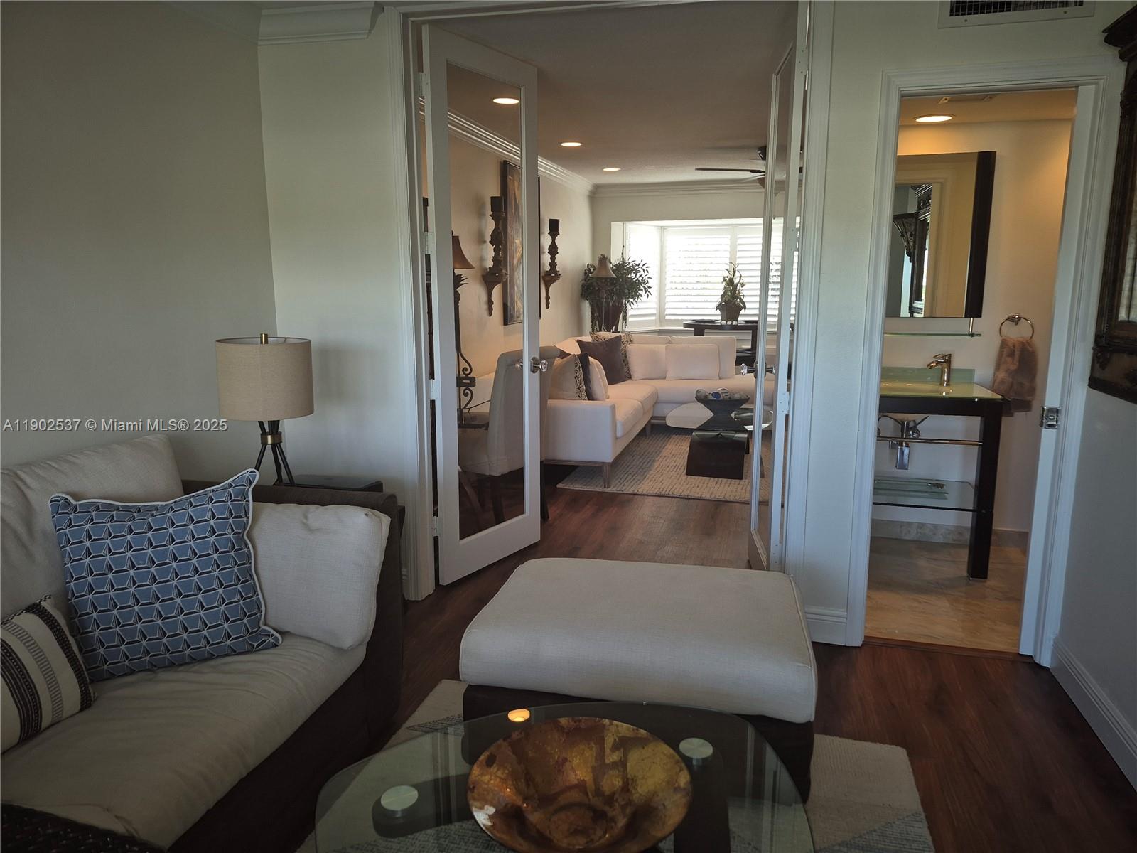 BURTON POINT - Residential