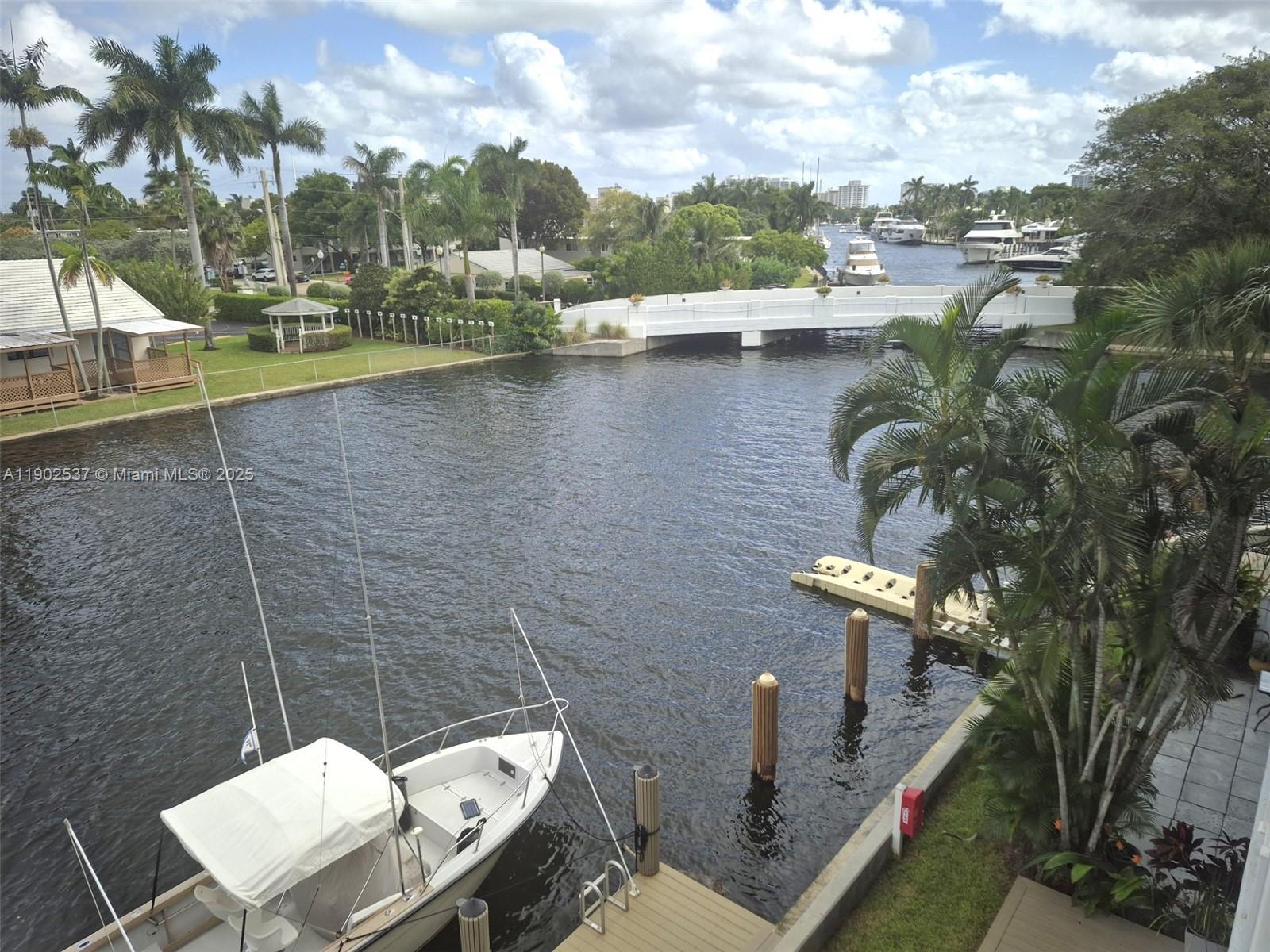 BURTON POINT - Residential