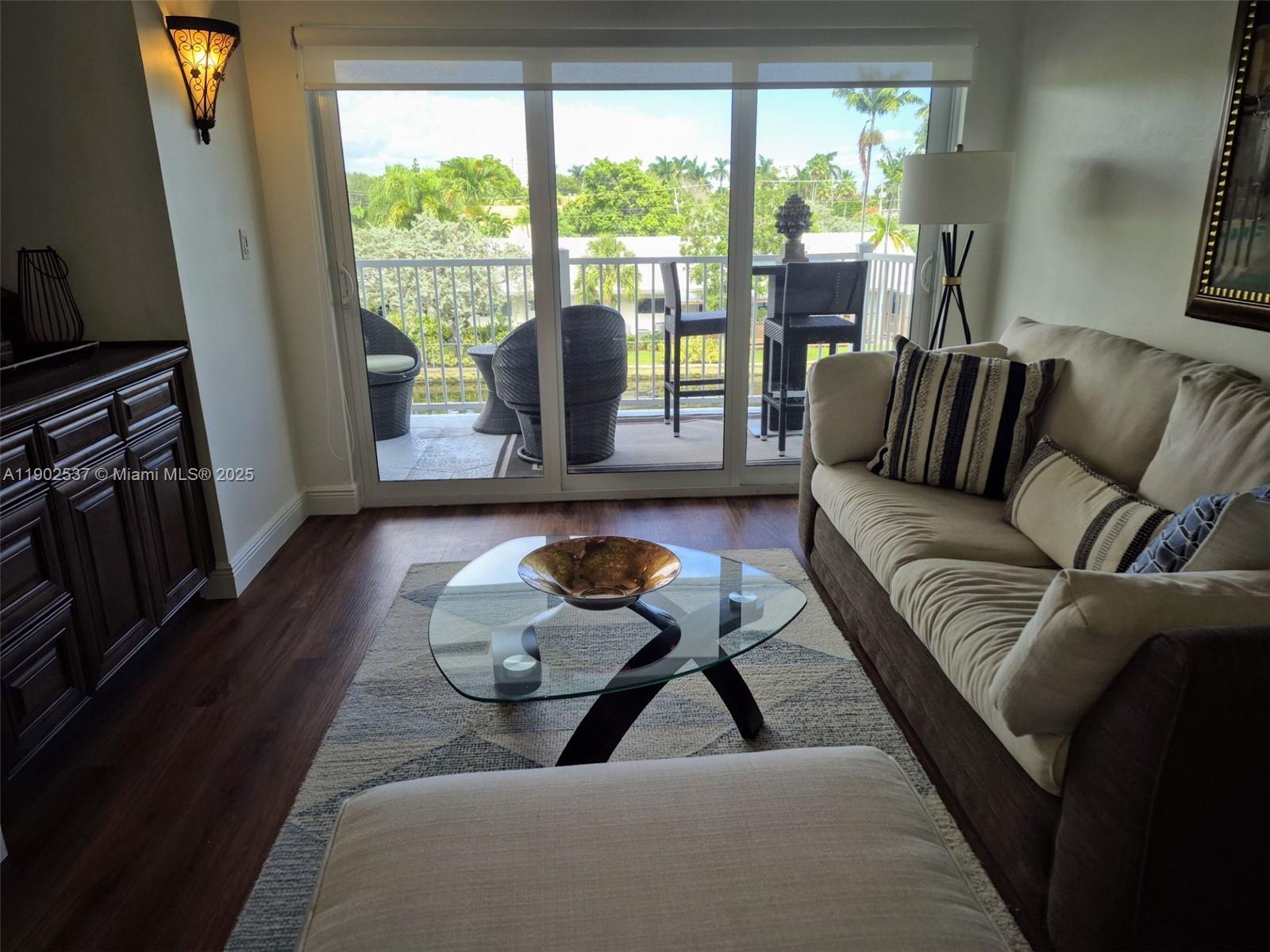 BURTON POINT - Residential