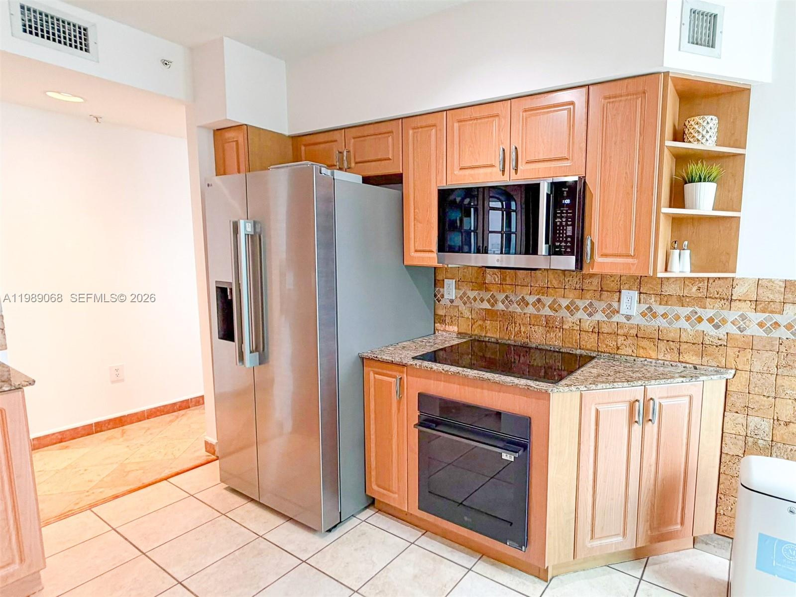 100 HIDDEN BAY CONDO - Residential Lease