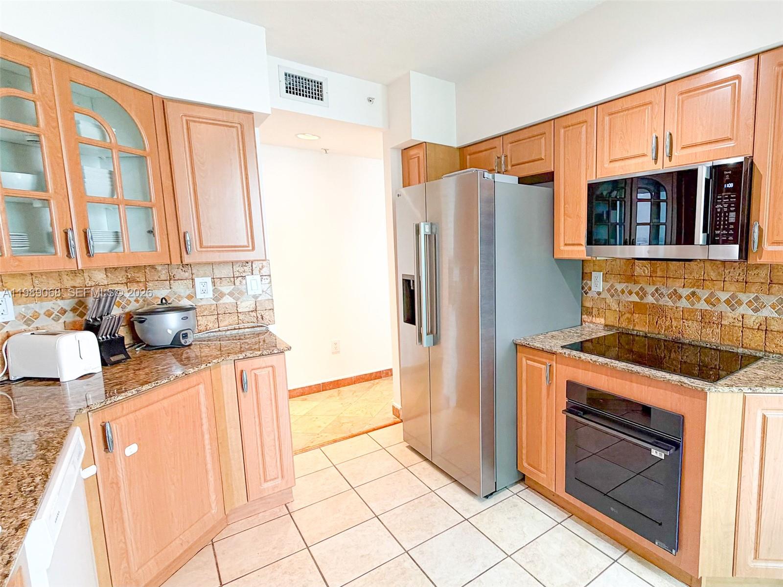 100 HIDDEN BAY CONDO - Residential Lease