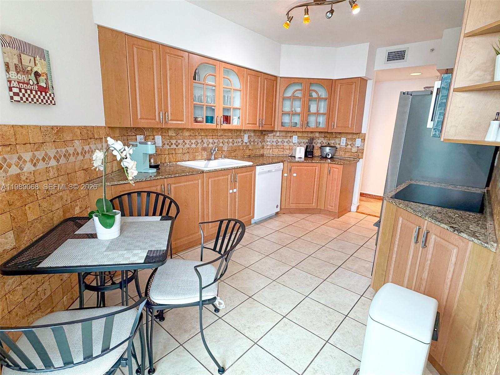 100 HIDDEN BAY CONDO - Residential Lease