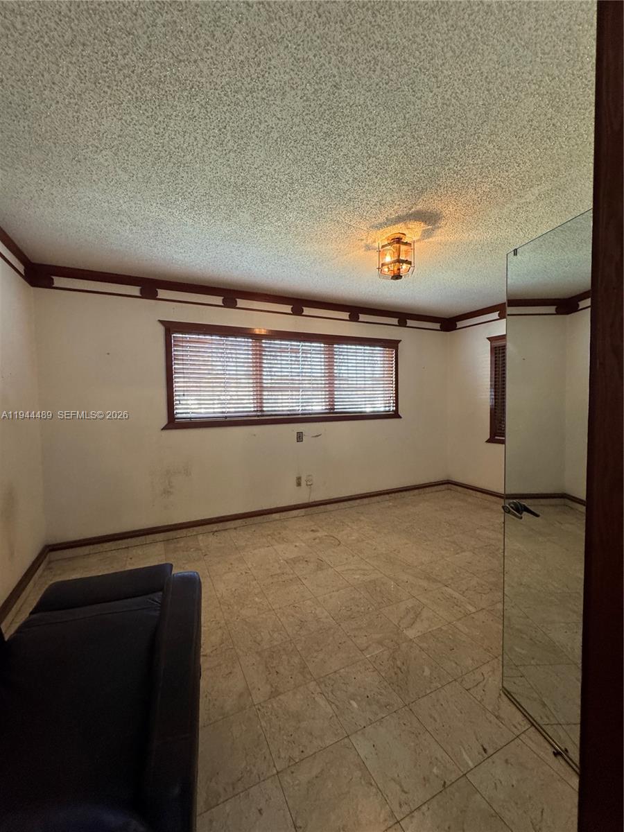 FLOYD GOVE ESTATE - Residential