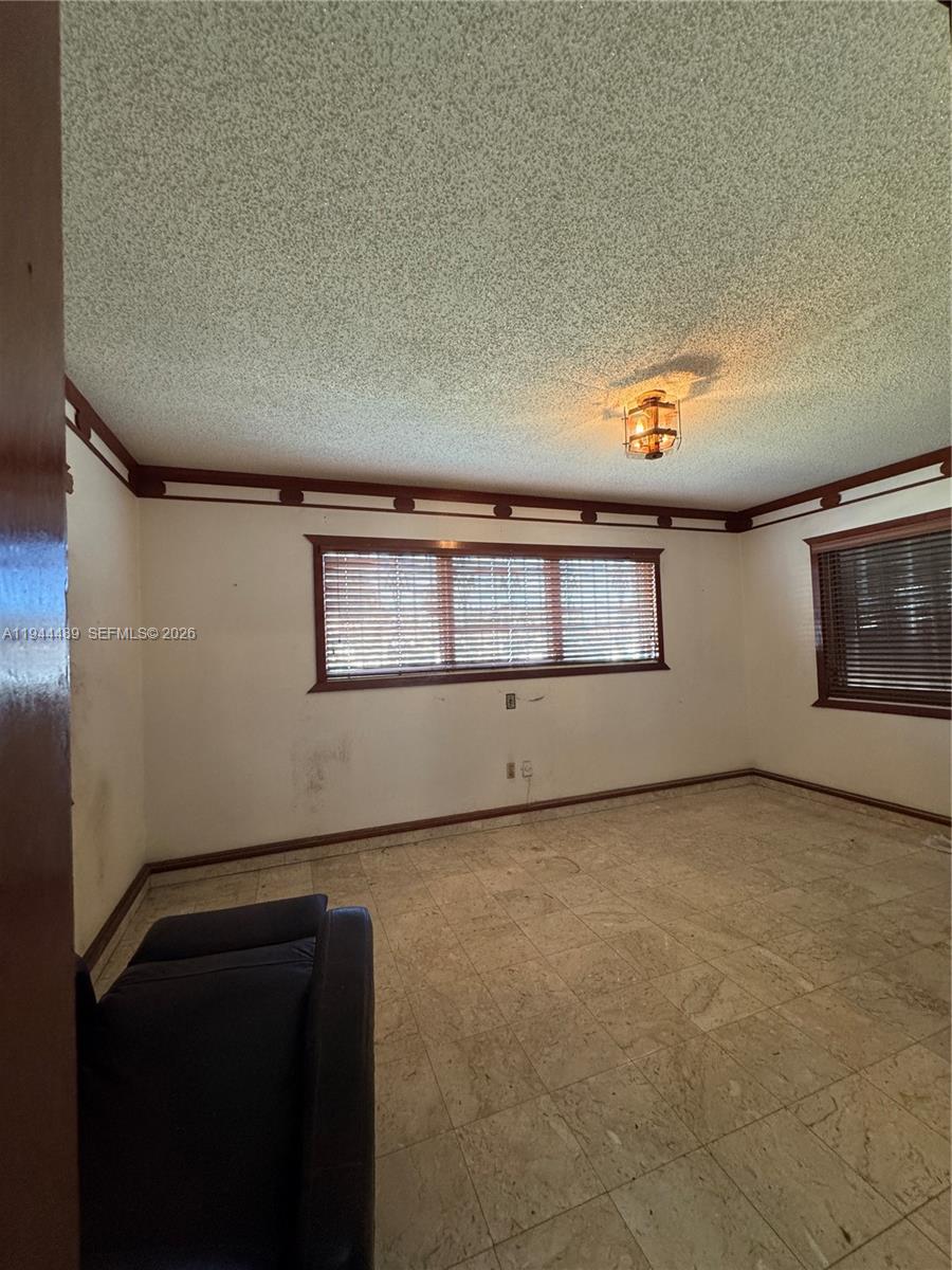 FLOYD GOVE ESTATE - Residential