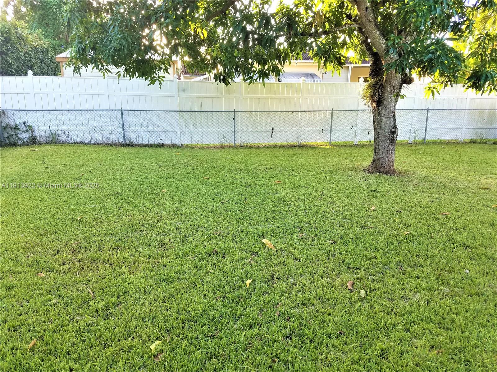 Central Miami Pt 01 - Residential Lease