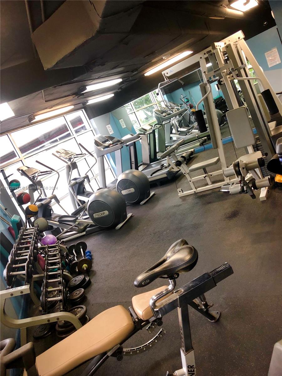 BAYVIEW PLAZA CONDO - Residential Lease