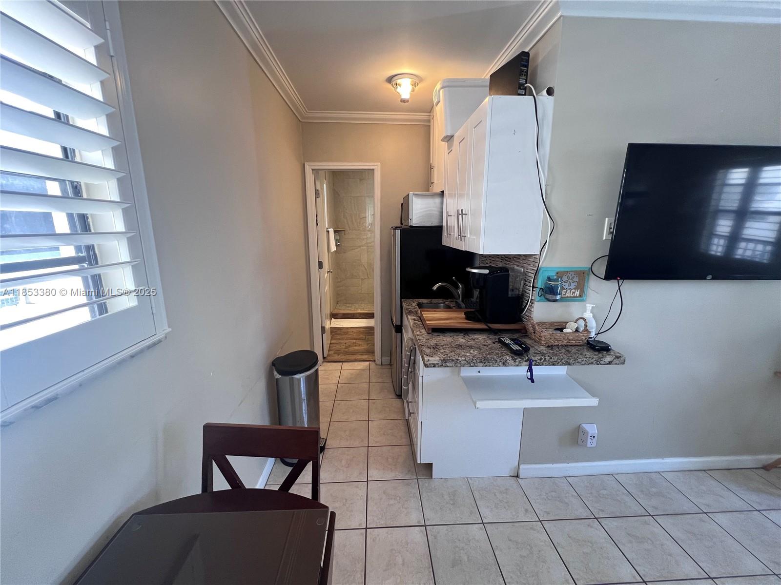 322 Harding St B206