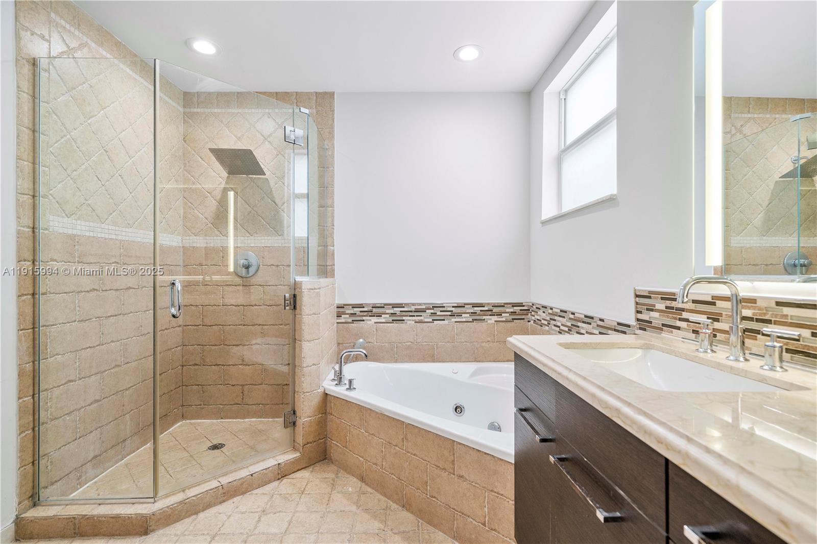 RIVER SECTION OF CROISSAN - Residential Lease