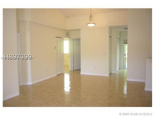 THE VILLAS AT SNAPPER VIL - Residential Lease
