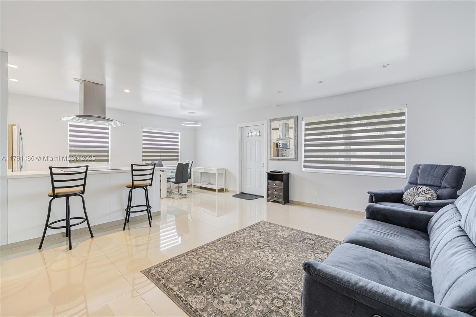 KINGS POINT CAPRI CONDOS - Residential Lease
