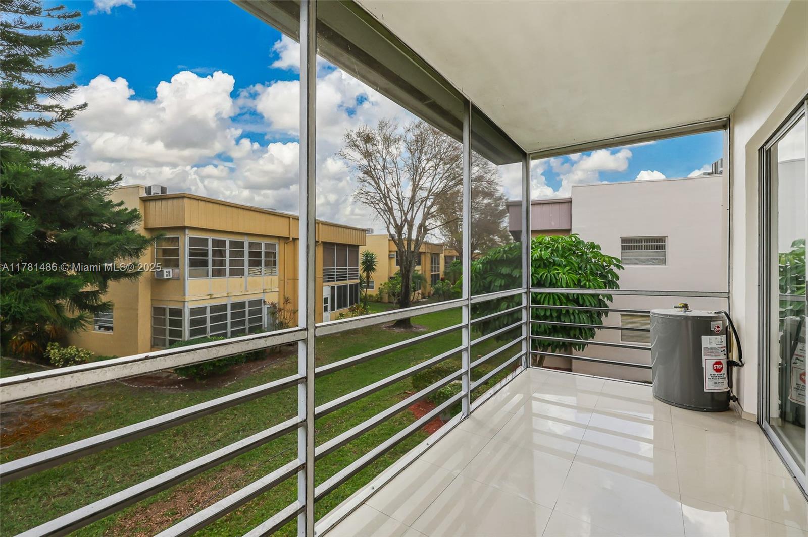 KINGS POINT CAPRI CONDOS - Residential Lease