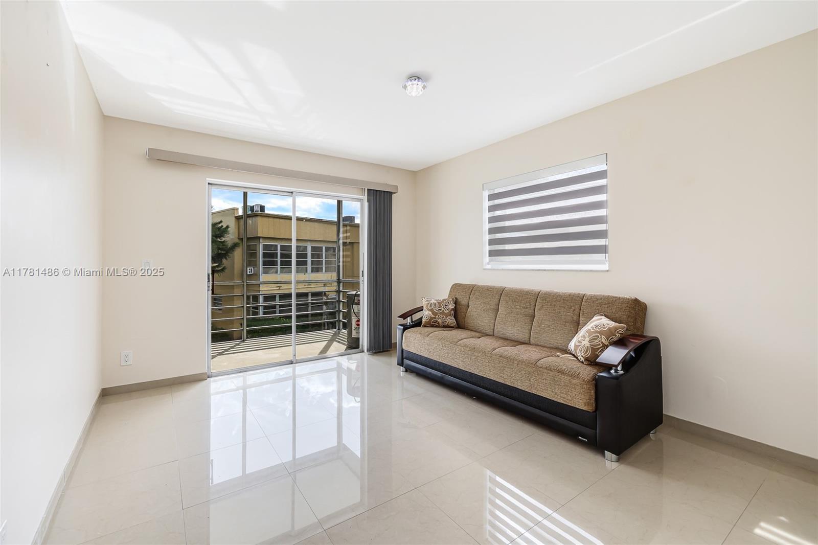 KINGS POINT CAPRI CONDOS - Residential Lease