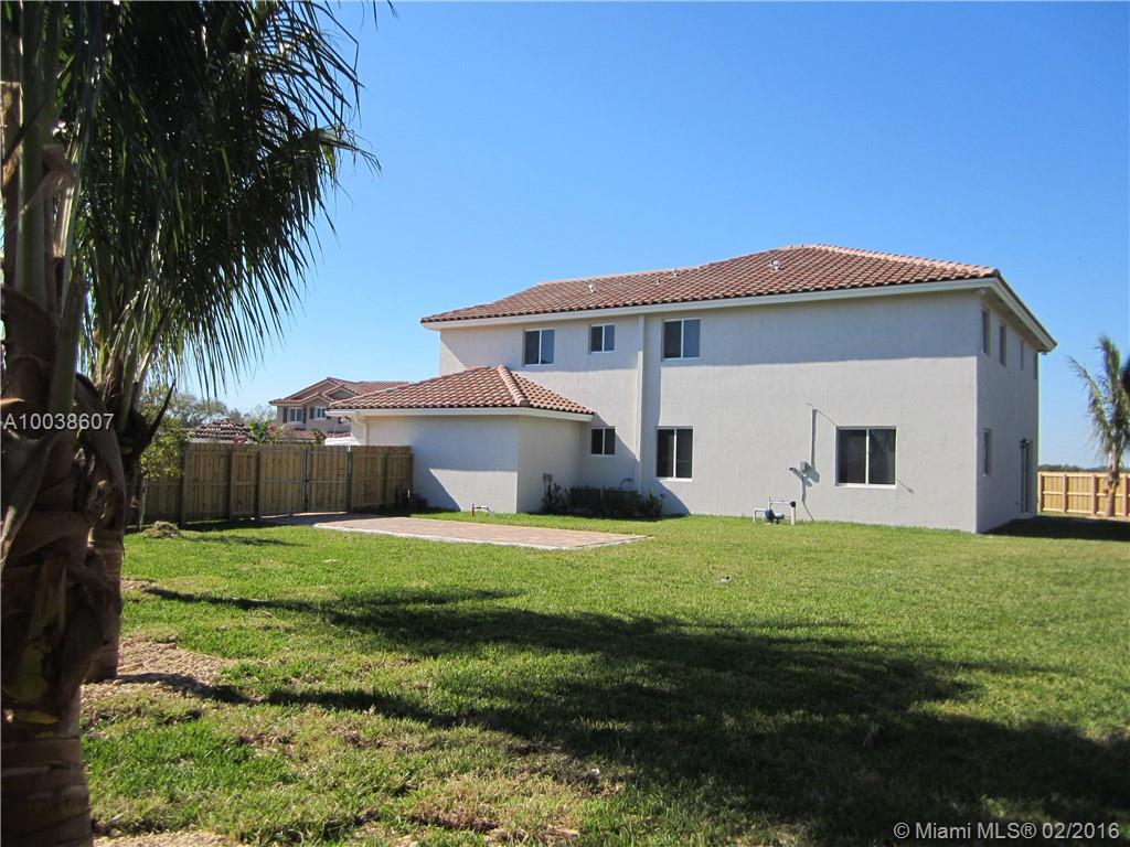 Reedland Reef - Residential